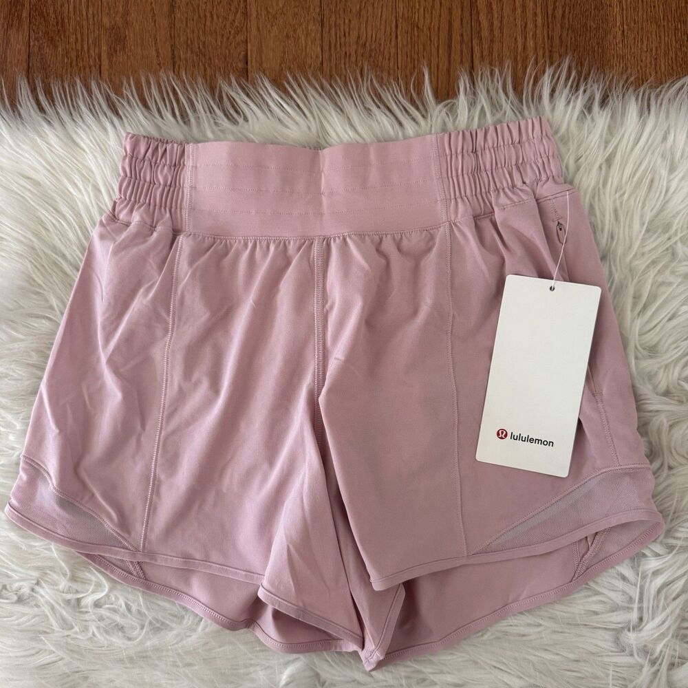 Lululemon Hotty Hot High Rise Shorts Women’s Size 4 Pink Haze 4” Lined Run NWT
